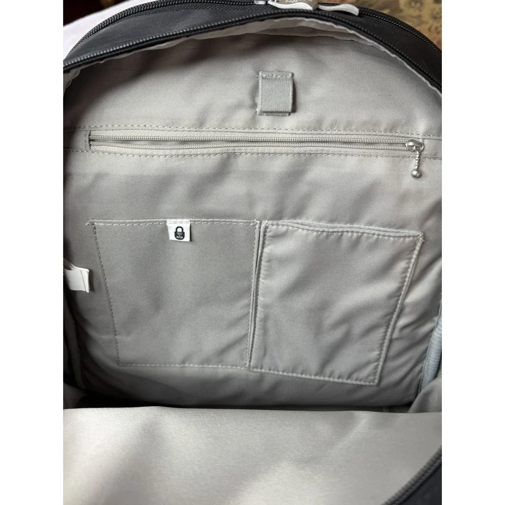 Baggallini‎ RFID Travel Backpack Black Nylon Laptop Carry On Organizer Bag